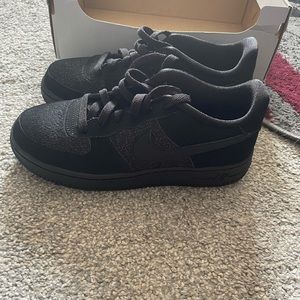 Nike Air Force 1 LV8 GS